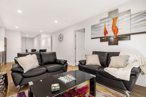 Astra Apartments Newcastle - Darwin Holiday 6