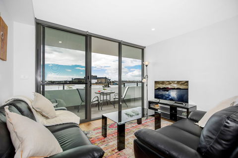 Astra Apartments Newcastle - Darwin Holiday 8