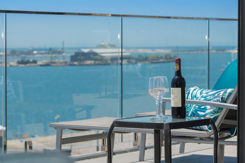 Astra Apartments Newcastle - Darwin Holiday 17