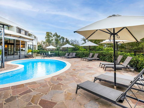 Mercure Charlestown - Darwin Holiday 3