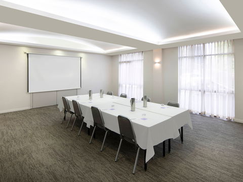 Mercure Newcastle - Darwin Holiday 17