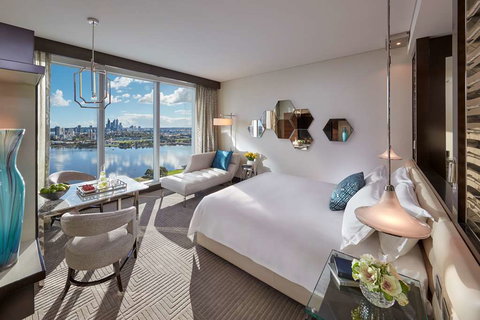 Crown Towers Perth - Darwin Holiday 3