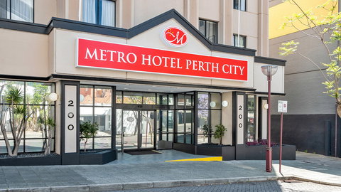 Metro Hotel Perth City - Darwin Holiday 0