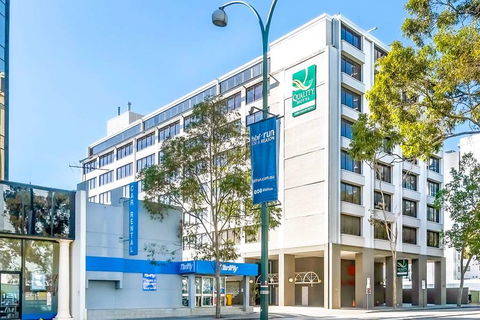 Quality Hotel Ambassador Perth - Darwin Holiday 0