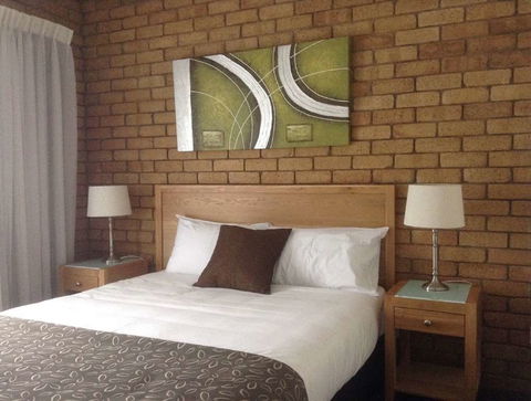 Best Western Geelong Motor Inn - Darwin Holiday 13