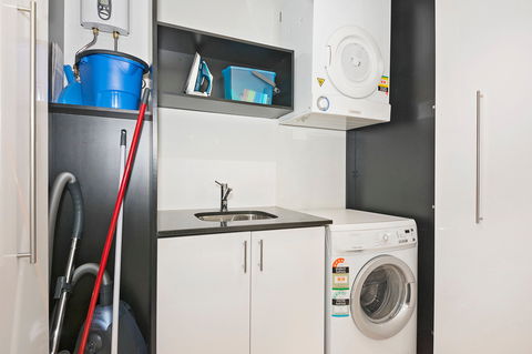 Astra Apartments Perth - Darwin Holiday 15