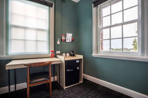 Nightcap at Pymble Hotel - Darwin Holiday 7