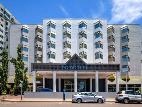 Novotel Darwin Atrium - Darwin Holiday 1