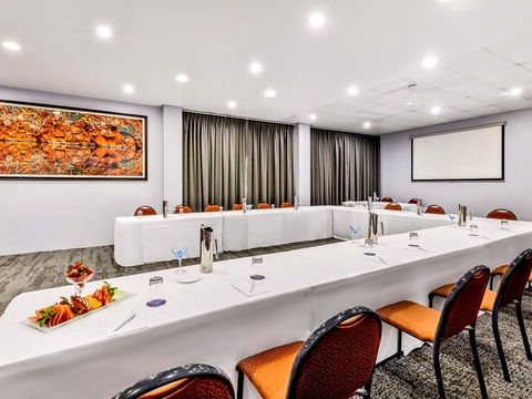 Novotel Darwin Atrium - Darwin Holiday 10
