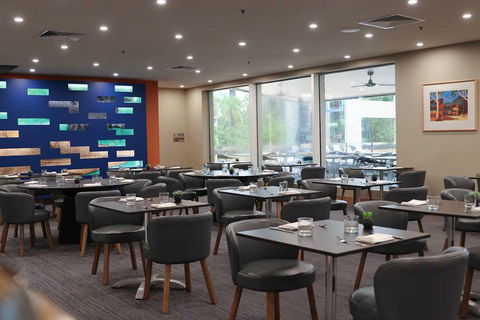 DoubleTree By Hilton Esplanade Darwin - Darwin Holiday 12