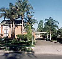 Avaleen Lodge Motor Inn