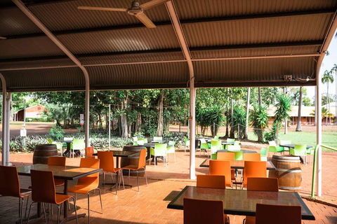 Contour Hotel - Darwin Holiday 12