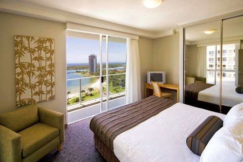 Mantra Twin Towns Coolangatta - Darwin Holiday 11