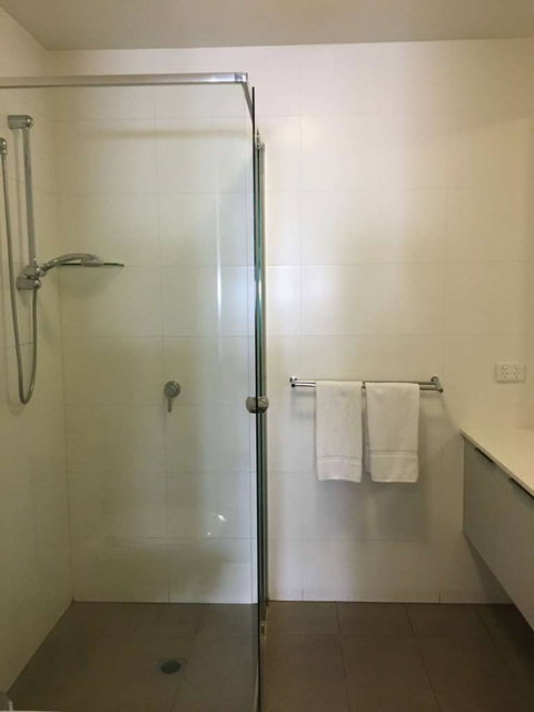 Best Western Plus The Tudor-Box Hill - Darwin Holiday 3