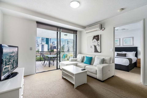 The Docks On Goodwin - Darwin Holiday 2