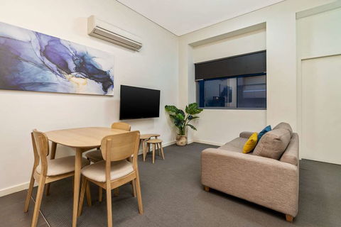 Terminus Apartment Hotel, Ascend Coll - Darwin Holiday 2
