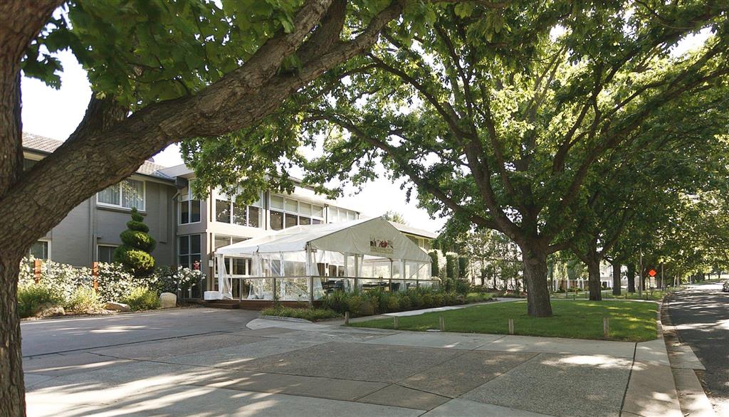 Forrest ACT Darwin Holiday