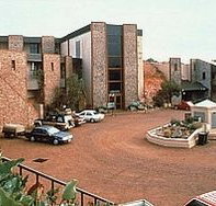 Desert Cave Hotel - Darwin Holiday
