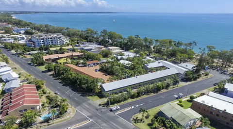 The Beach Motel Hervey Bay - Darwin Holiday 0