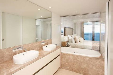 Peppers Soul Surfers Paradise - Darwin Holiday 2