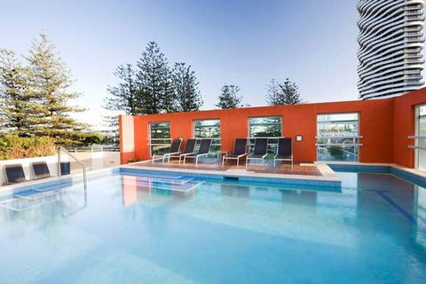 Mantra Broadbeach On The Park - Darwin Holiday 2