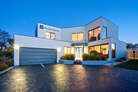 Madsen Retreat - Darwin Holiday 0