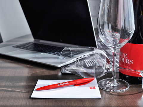 Hotel Ibis Glen Waverley - Darwin Holiday 1