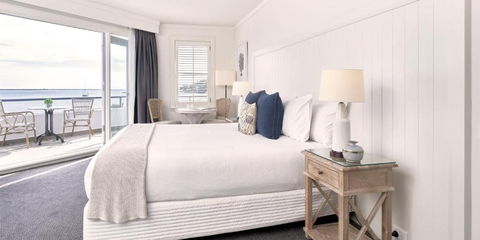 Anchorage Port Stephens - Darwin Holiday 1