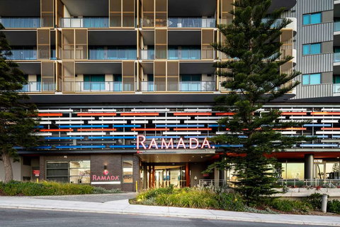 Ramada VetroBlu Scarborough Beach - Darwin Holiday 0