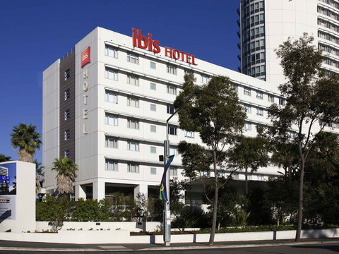 Hotel Ibis Sydney Olympic Park - Darwin Holiday 0
