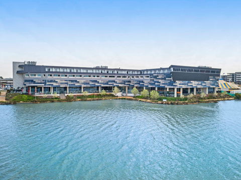 Mercure Melbourne Caroline Springs - Darwin Holiday 0