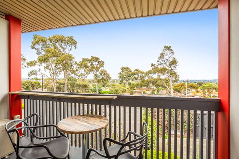 Nightcap at Shoppingtown Hotel - Darwin Holiday 9