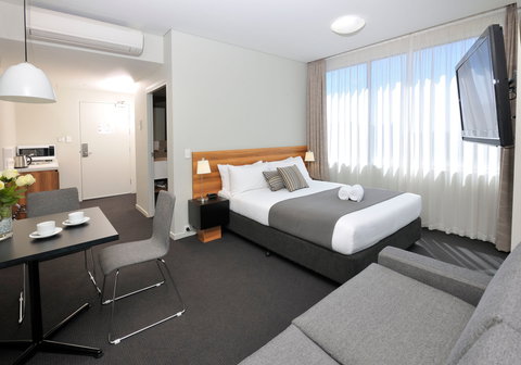 Metro Hotel Miranda - Darwin Holiday 12