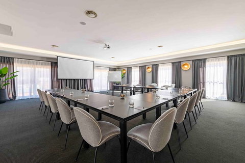 Best Western Plus Ambassador Orange - Darwin Holiday 11