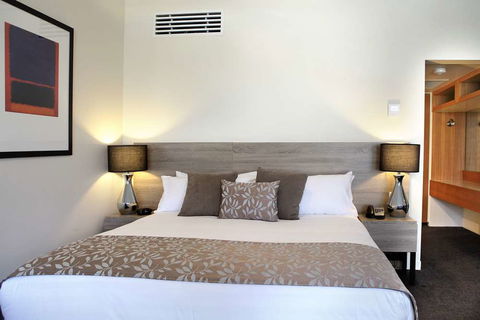 Dingley International Hotel - Darwin Holiday 10