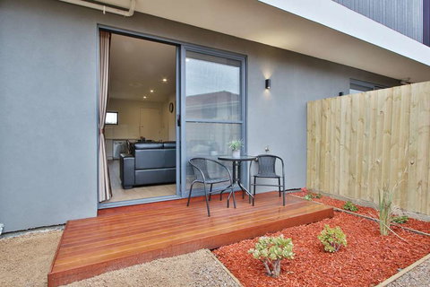 Quality Apartments Dandenong - Darwin Holiday 9