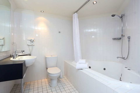 Brisbane International - Virginia - Darwin Holiday 5