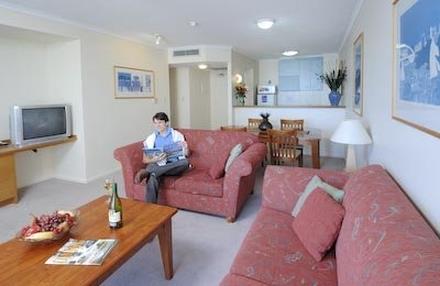 Central Dockside Apartment Hotel - Darwin Holiday 4