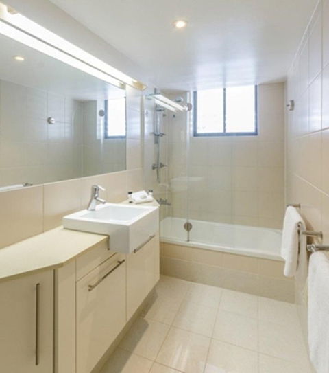 Central Dockside Apartment Hotel - Darwin Holiday 9