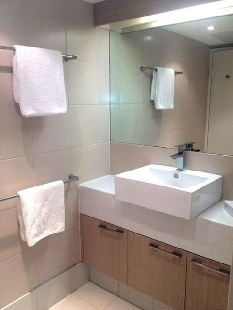 Central Dockside Apartment Hotel - Darwin Holiday 11