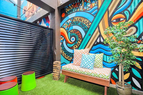 The Constance - Darwin Holiday 17