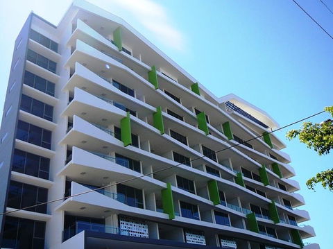 Code Apartments - Darwin Holiday 6