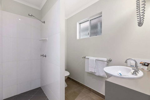 Econo Lodge Beachside - Darwin Holiday 16