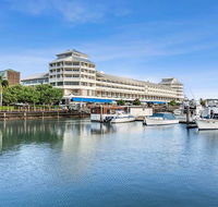 Shangri-La Hotel The Marina - Darwin Holiday