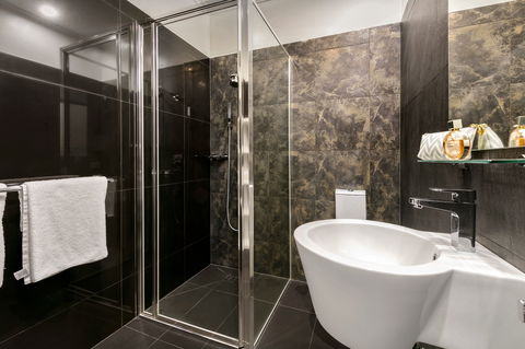 Quest Savoy - Darwin Holiday 2