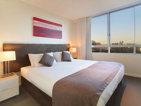 Oaks Lure - Darwin Holiday 1