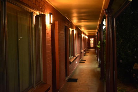 The Henry Parkes - Darwin Holiday 2