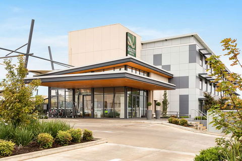 Quality Hotel Rules Club Wagga - Darwin Holiday 0