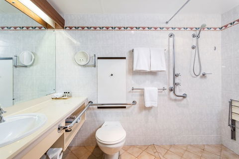 Adelaide Inn - Darwin Holiday 2