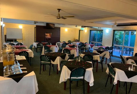 Pine Tree Motel - Darwin Holiday 2